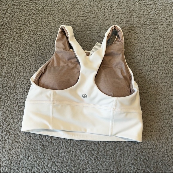 Lululemon Wunder Train Long-Line Bra Medium Support C/D Cups White Size 6 - Picture 2 of 7